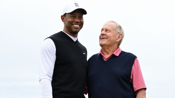 Tiger Woods and Jack Nicklaus Pose for Iconic Photo at St. Andrews
