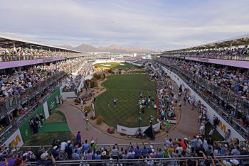 All Eyes on Saturday - Hisatsune Leads, Geenout Next